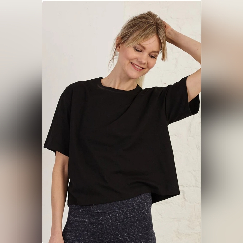 PINK Victoria's Secret Boxy Black Soft Tee, Slightly Cropped, EUC, XXL